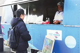 这里为何成为员工上班打卡第一站？ “工会牌”早餐车暖胃又暖心图片