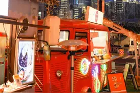 上海的夜市丰富多彩！一起去chill一下吧→图片