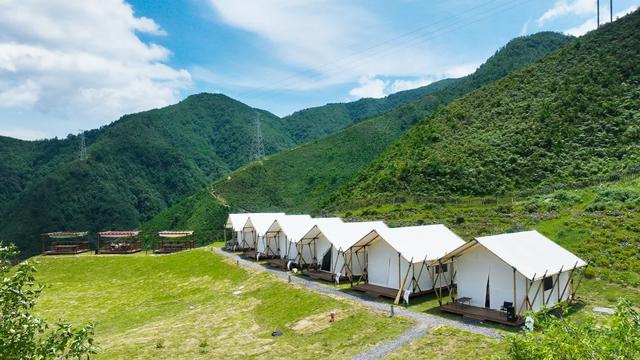 打卡攻略 | 来越西旅游就不要再搭基础款