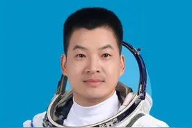 神十八航天员李广苏简历图片
