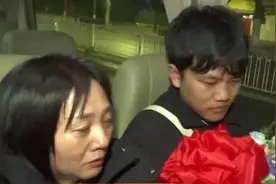 刷屏！“车随便挑，已备好3套房”，亿万富翁被拐25年的儿子解清帅找到了，身世还没告诉女友图片