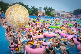长沙夏日玩水“顶流”欢乐水寨即将回归，携《蛋仔派对》唤醒夏日多巴胺！图片