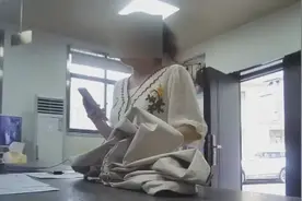 西安一女子网络交友转账近20万，民警当面都劝不醒……图片