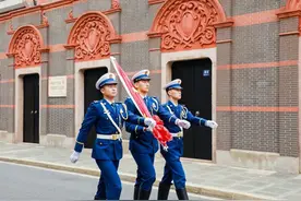 穿越百年时光，共赴一大时辰图片