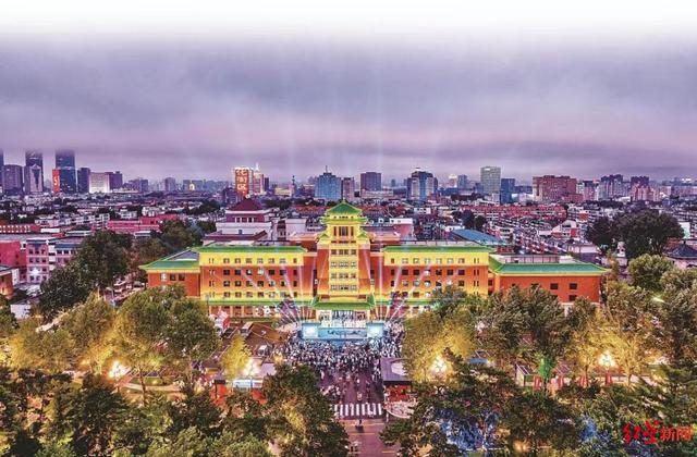 从天府之国到北国春城：一场冰雪“双城记”