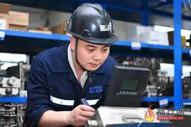 矿井安全生产的守护人图片