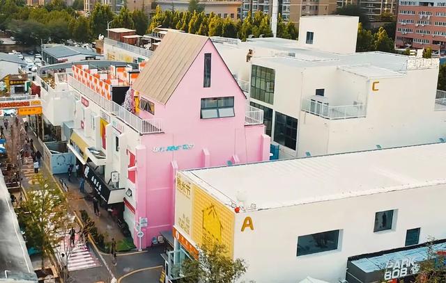 郑州这9个超火街区你逛过吗？公交直达→