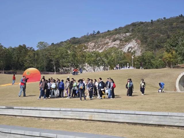 知识+100，快乐+100