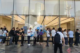 华为Mate 60 Pro登陆昆明 南糯紫配色灵感源于云南茶山图片