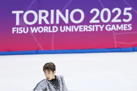 大冬会花样滑冰：男子单人滑短节目比赛赛况图片