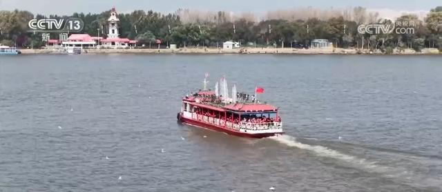 多元玩法不断“上新” 各地特色文旅活动催旺“假日经济”