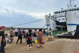 9日18时琼州海峡全面恢复渡运图片