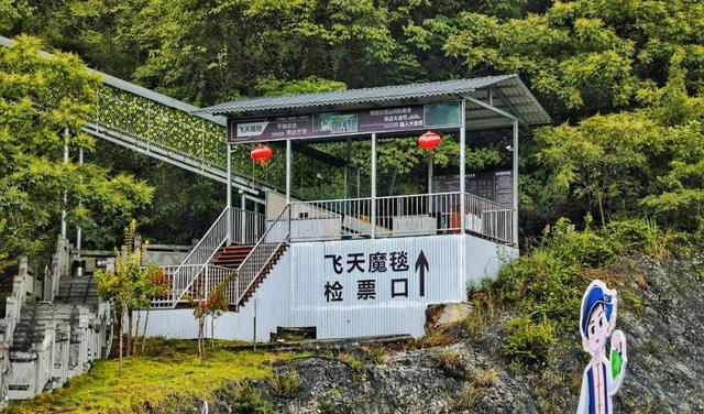 “码”上游贵州丨6天5晚纯玩！黄果树瀑布+荔波七孔+苗寨星空……邂逅“醉美黔景"