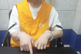 母亲亲手把儿子送进派出所！现场痛哭，真相让人叹息……图片