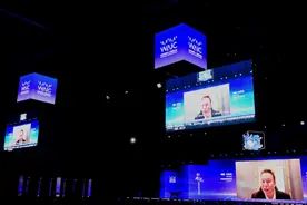 解局 | 全球首例脑机接口设备人体移植！马斯克的“心灵感应”灵不灵？图片