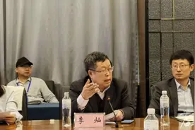 太阳能资源得天独厚 煤炭等矿产资源丰富 新疆发展绿氢空间广阔图片