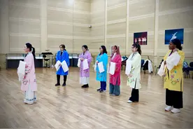 豫剧，你好！国际留学生沉浸式体验中国传统艺术魅力图片