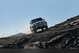 魏牌难当大任，长城要靠坦克打入高端市场？｜钛度车库图片