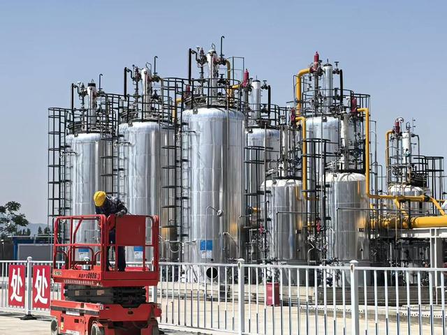 新泰11个产业园区聚链成群