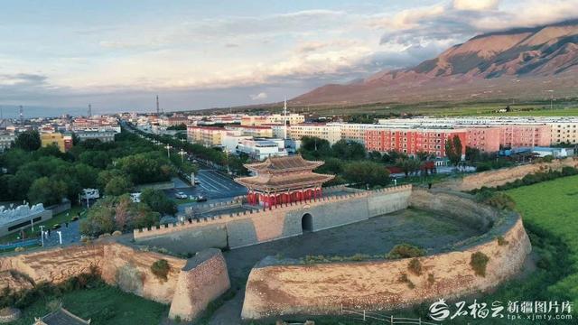 新疆是个好地方 | 在巴里坤醉入“人间有味”东天山