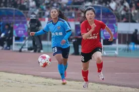 女足新赛季揭幕 “金牌球市”看枣庄图片