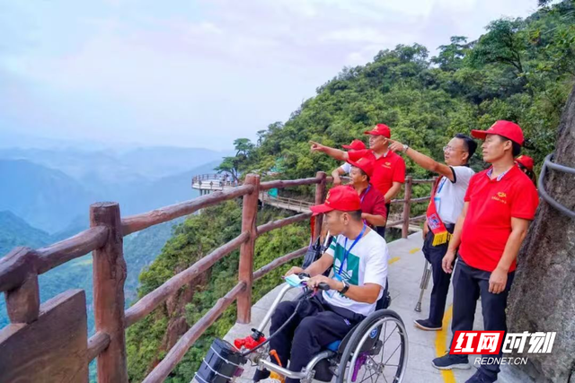 “天下莽山”之蝶变 | 一座山：偏远山区变热门景区