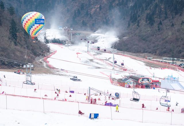 四川启动2025冬季旅游季