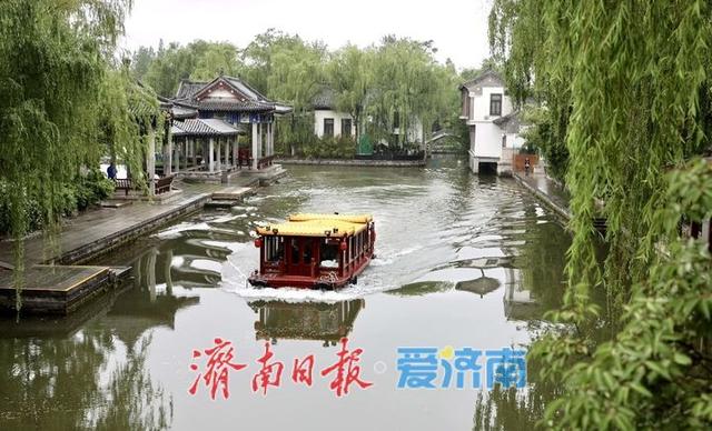 烟雨蒙蒙大明湖