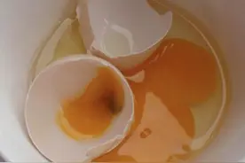 答疑释惑｜鸡蛋黄散了还能吃吗？图片