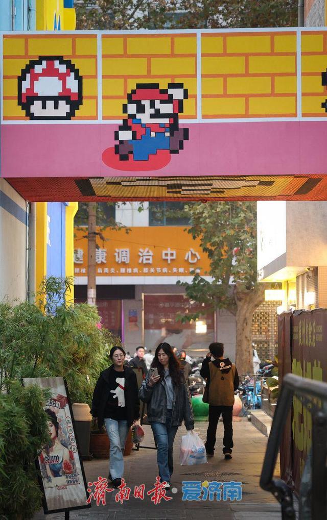 一年四季 泉在济南丨暮色唤活力 老商埠里漾新声