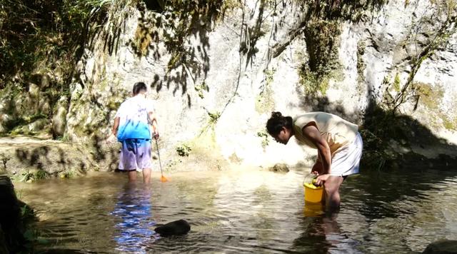热浪未消,来南漳县翡翠峡,25℃的天然空调房等你打卡