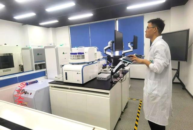 全国首家民营AI智慧化环境监测实验室在松江建成