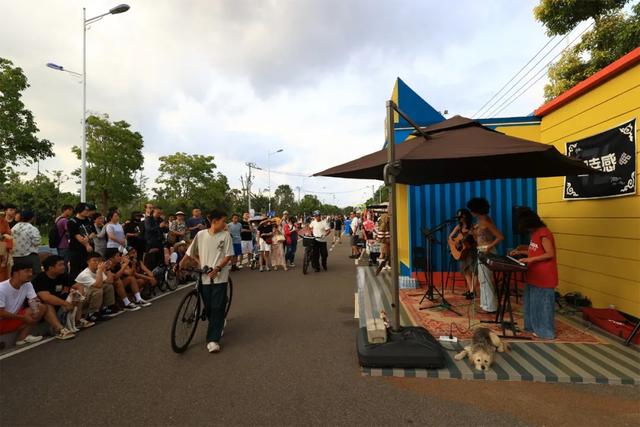 2025滇池国际咖啡文化嘉年华·图集丨活动首日，32.5万人次嗨爆滇池东西岸
