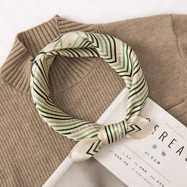 用一条丝巾,把百元单品穿出千元效果