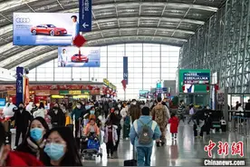 成都航空枢纽2023年实现旅客吞吐量7492.4万人次 全国城市排名第三图片