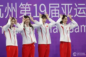 【图集】杭州亚运会女子4x100米自由泳决赛，中国队夺冠图片