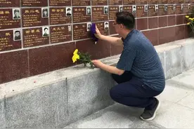 清明时节忆战友！一件提案促成失踪烈士“英名墙”图片