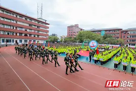 组图丨冬日里，暖阳下，麻阳民族中学校运动会当“燃”精彩图片