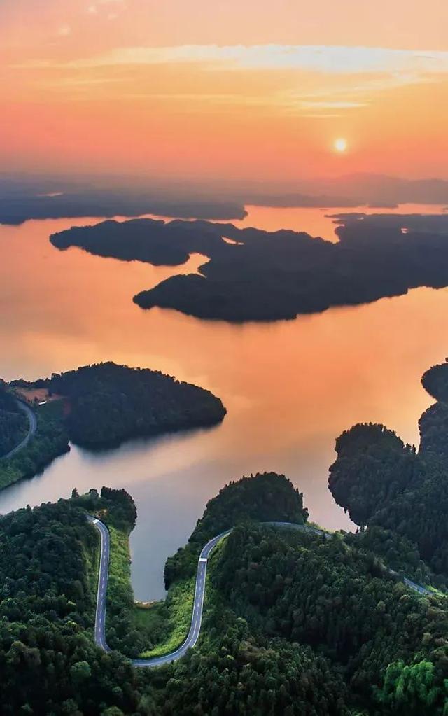 山水围城，在“天然盆景”体验江西式浪漫！