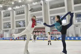 尽情享受冰雪运动的激情与魅力图片