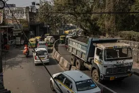 调查：印度一焚烧厂倾倒垃圾灰烬，数百万人暴露于有毒烟尘中图片