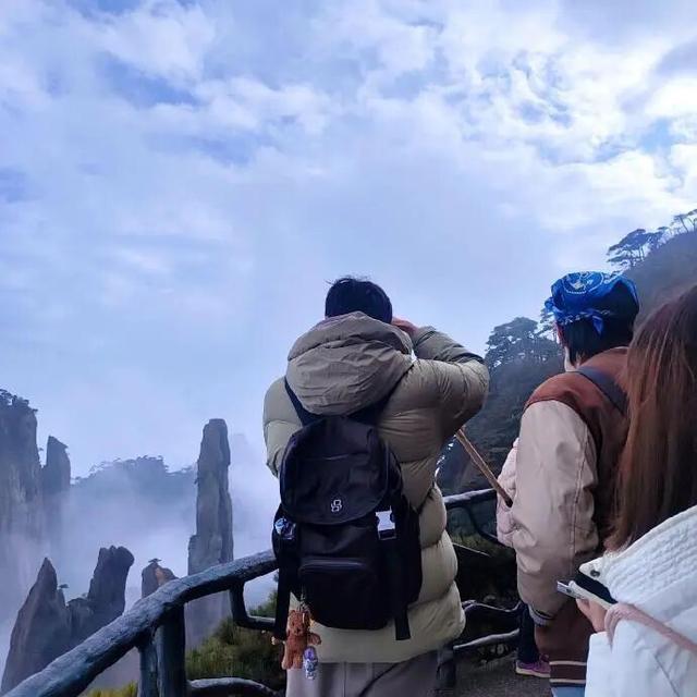 实拍！上饶迎来冬日首次降雪，快来打卡“冠军同款”游览路线