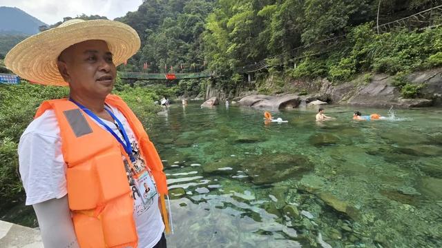 “教科书级”避险！桂林此地用10分钟安全撤离400余名游客