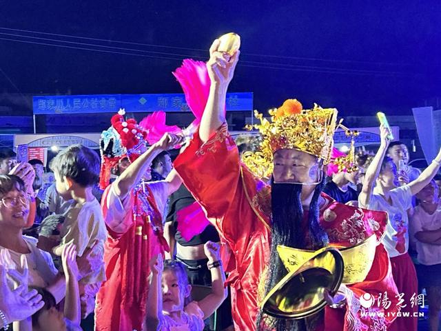 “清爽榆林”燃爆夏日！青云镇全域旅游破圈 阳光报搭台让“村星”闪耀