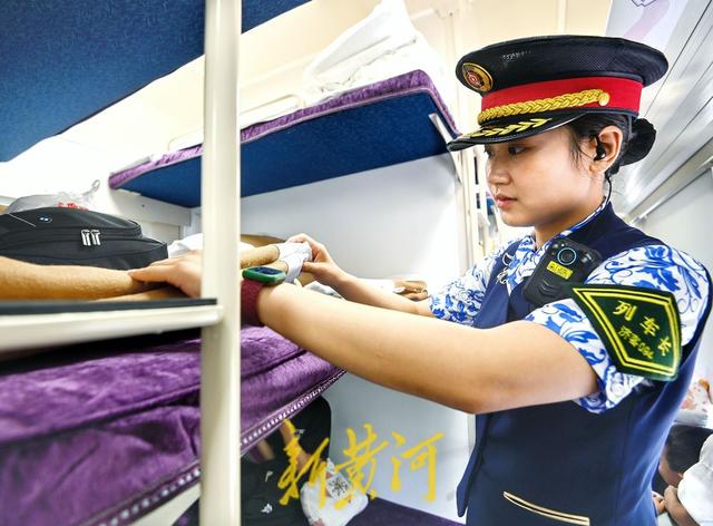 “齐鲁1号”旅游列车变身“遛娃天堂”| 镜相