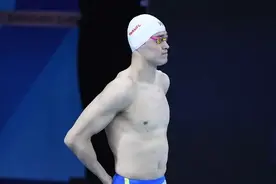 孙杨将代表浙江队出战全国夏季游泳锦标赛图片