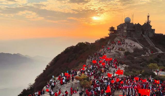 曾到访泰安！2025年诺贝尔文学奖获得者是位“中国迷”，更是李白的“狂热粉丝”！
