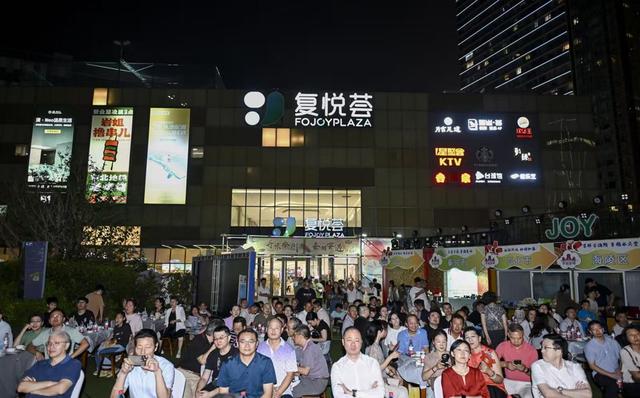 “沿着沪宁去旅行”！“寻味泰州”水城蟹乡美食旅游季沪上启动