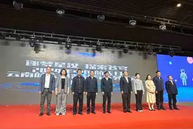 云南航天科普教育系列活动在昆启幕图片