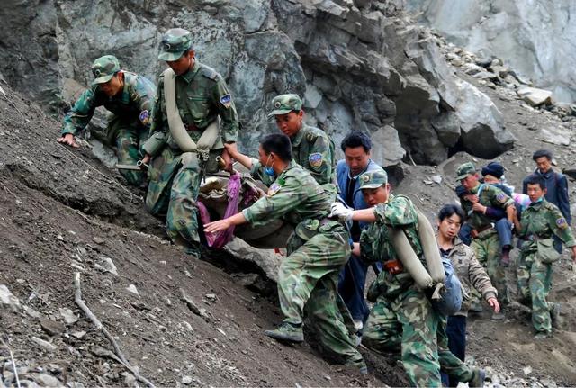 82！82！6679！这是一支英雄连队的“精神密码”